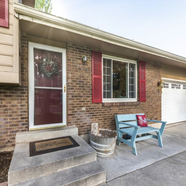 Cost of Hopper Window Replacement in Kingwood